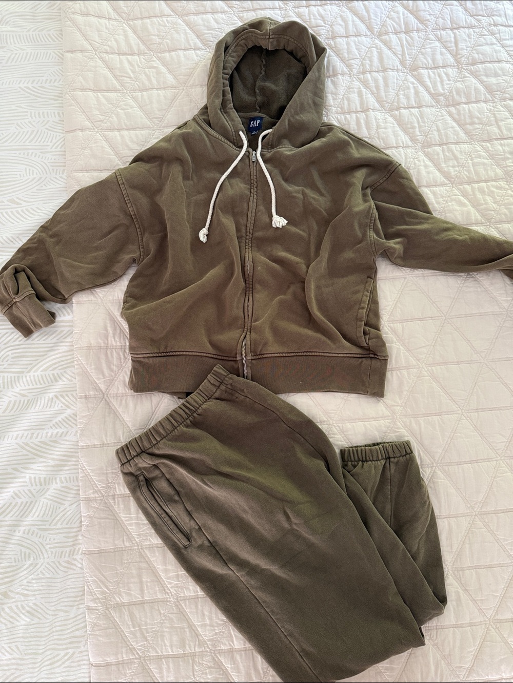 GAP Olive Green Zip Hoodie and Joggers Set - Women's Two-Piece